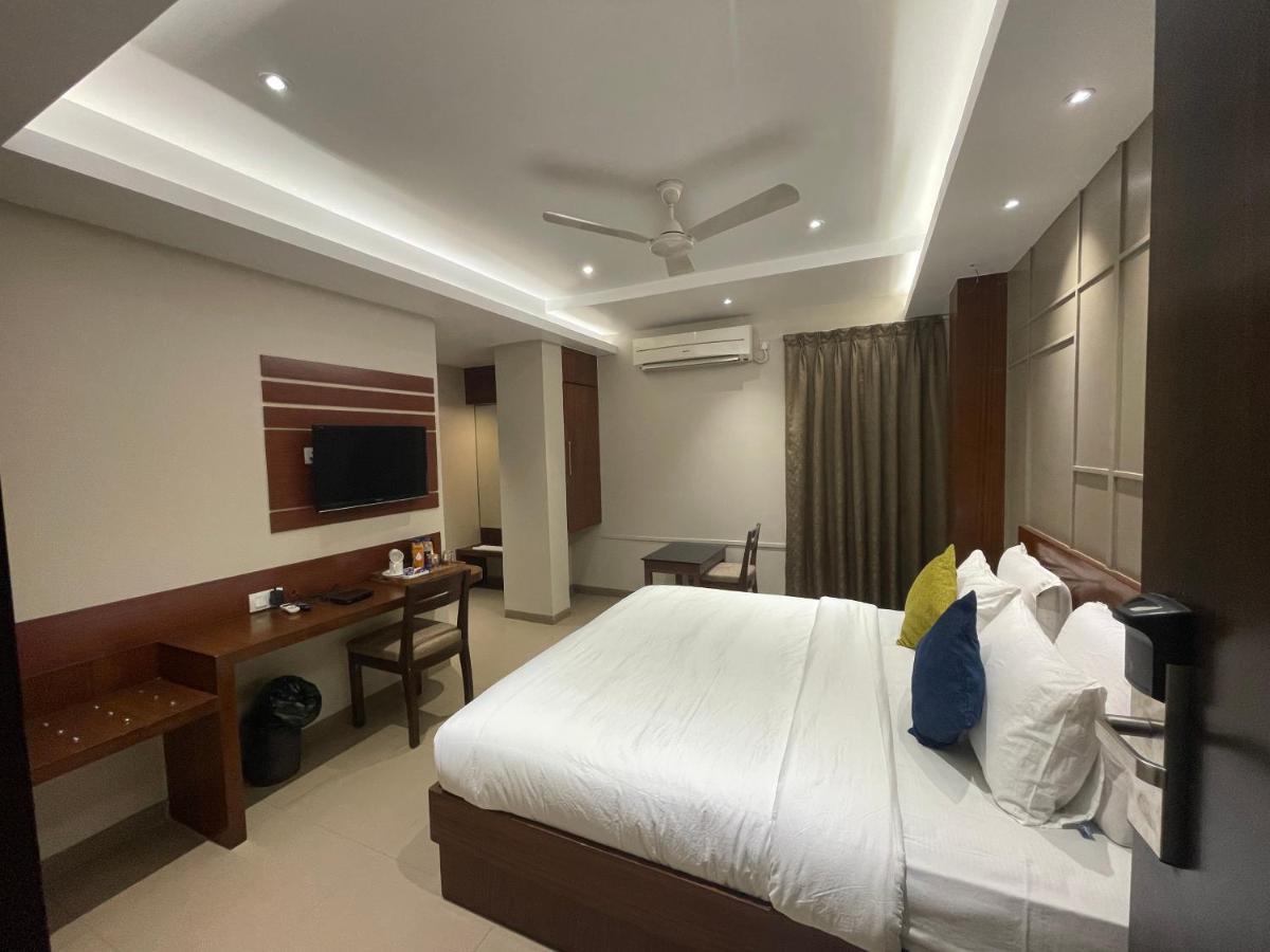 Five Elements Hotel Visakhapatnam Exterior foto